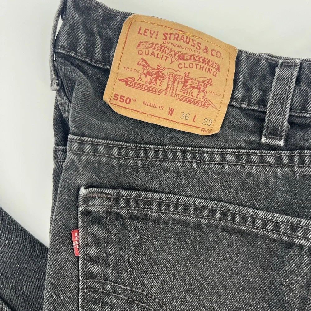 Levi's 550 Black Jeans Men's Size 36 x 29 Relaxed Fit Tapered Red Tag